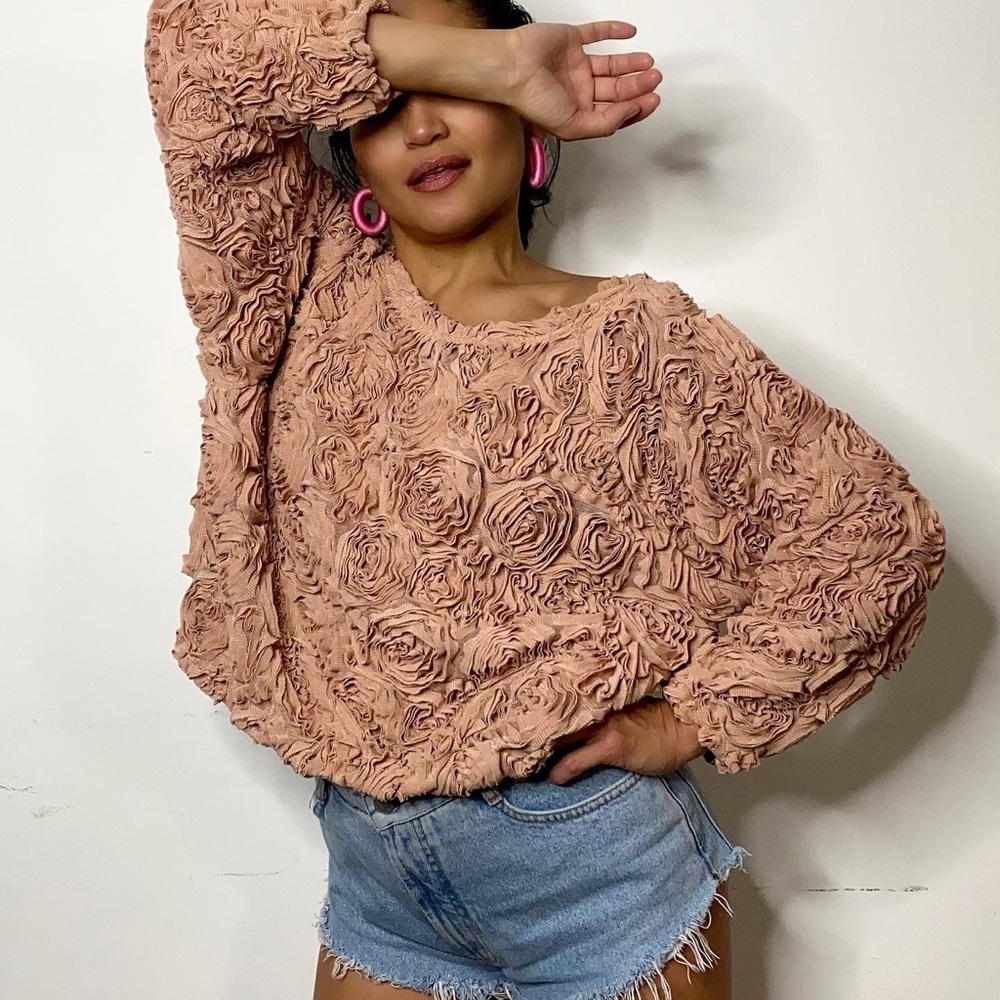 AMERICAN APPAREL ROSETTE SWEATER